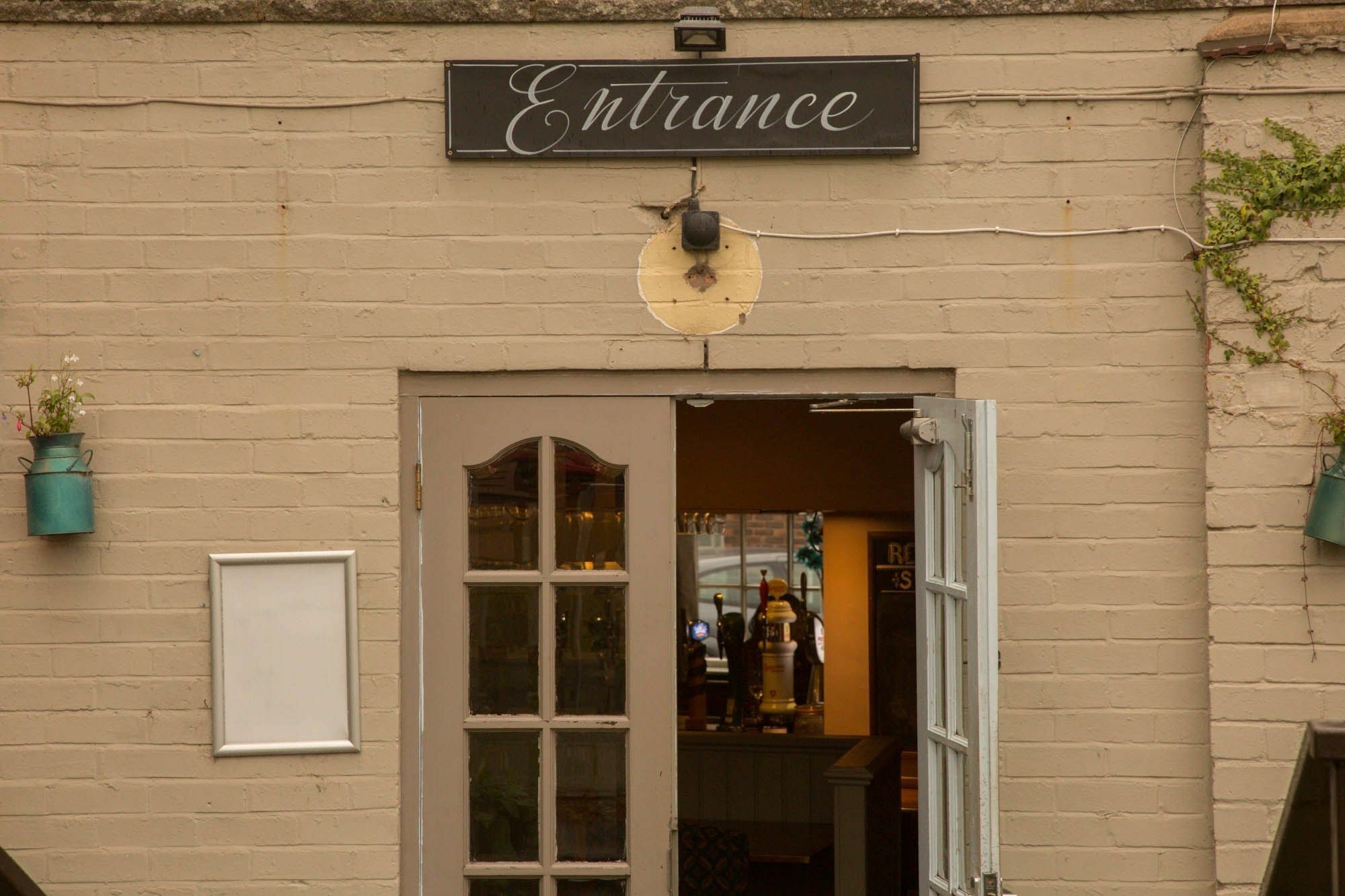 The Red Lion Coleshill Hotel Exterior foto